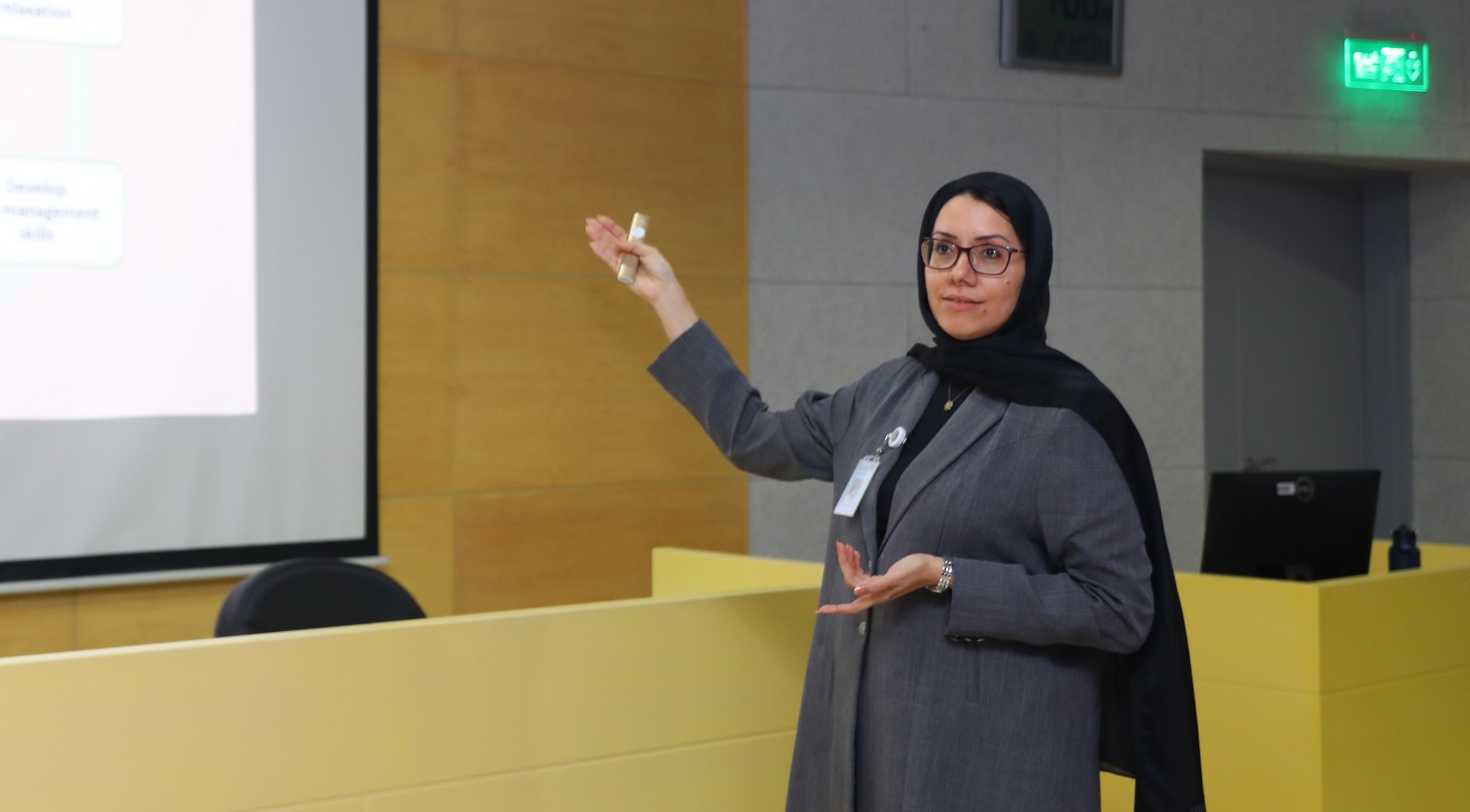 “Self-Care Strategies to Enhance Job Performance” Workshop Concludes at the Arabian Gulf University 