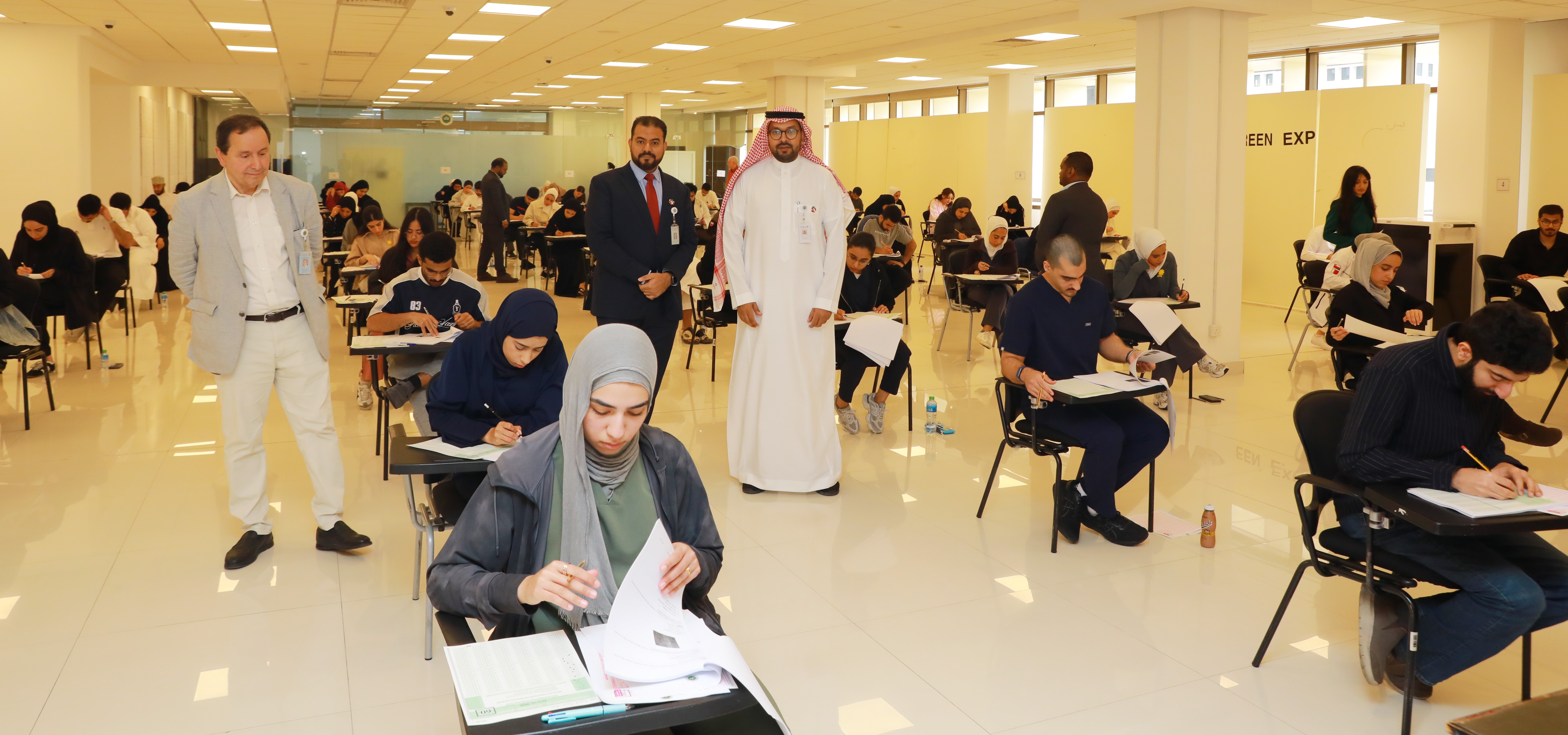 Arabian Gulf University Holds In-Person Final Exams for 83 Students with 100% Attendance