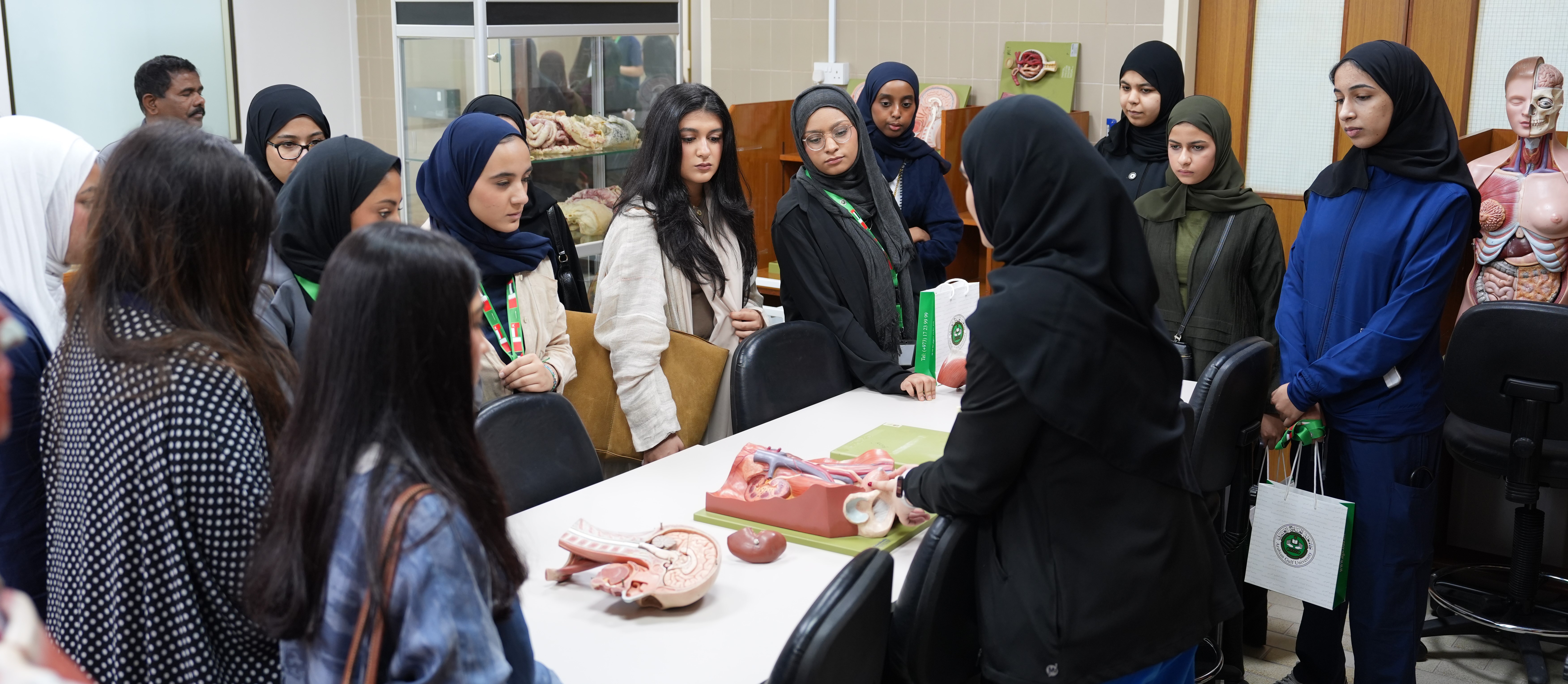 The First “Gulf Medical Camp” Kicks Off at Arabian Gulf University with the Participation of 60 Gulf Students