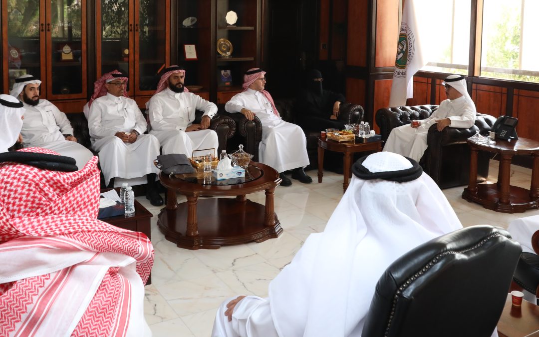 لجنة استشارية من أعرق الجامعات السعودية تعكف على تطوير كلية الطب والعلوم الصحية