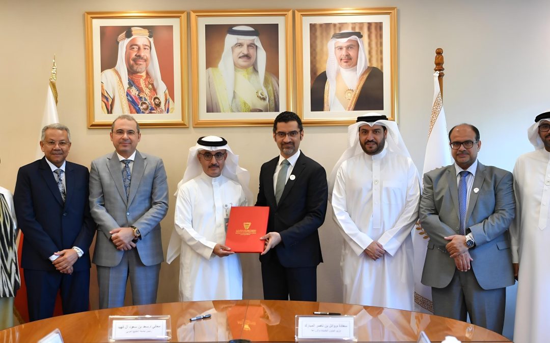بهدف تعزيز التعاون في البحث العلمي والتدريب في المجال الزراعي .. وزارة شؤون البلديات والزراعة توقع مذكرة تفاهم مع جامعة الخليج العربي