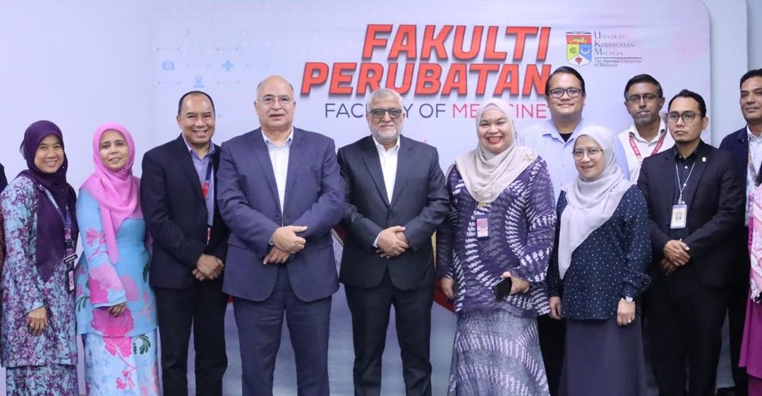 AGU and Universiti Kebangsaan Malaysia (UKM) Sign MoU to Boost Academic and Research Collaboration