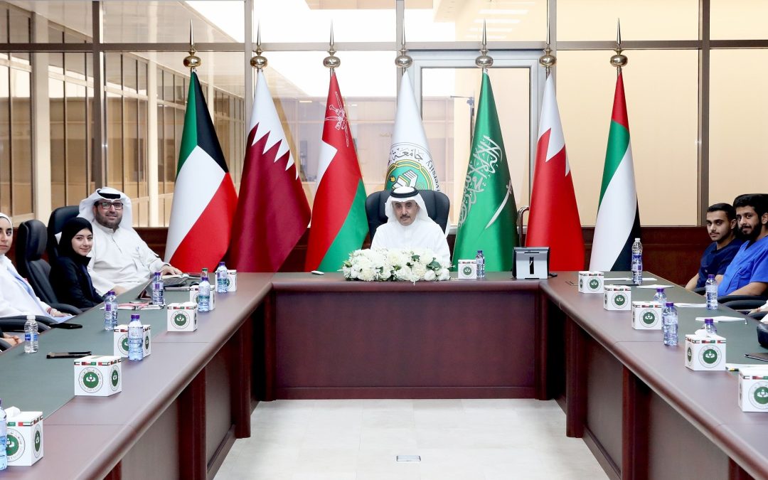 President of AGU meets with Student Council Members and Commends their Efforts