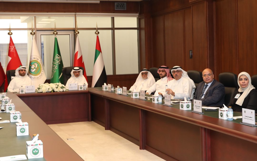 وفد من وزارة التربية والتعليم بدولة الإمارات العربية المتحدة يبحث سُبل تعزيز التعاون المشترك مع جامعة الخليج العربي