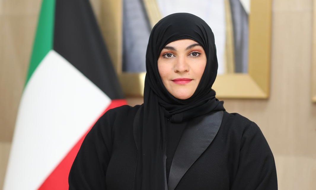 طالبة في إدارة الابتكار توظّف الذكاء الاصطناعي للتعريف بعِلم النقود الإسلامية في المتاحف