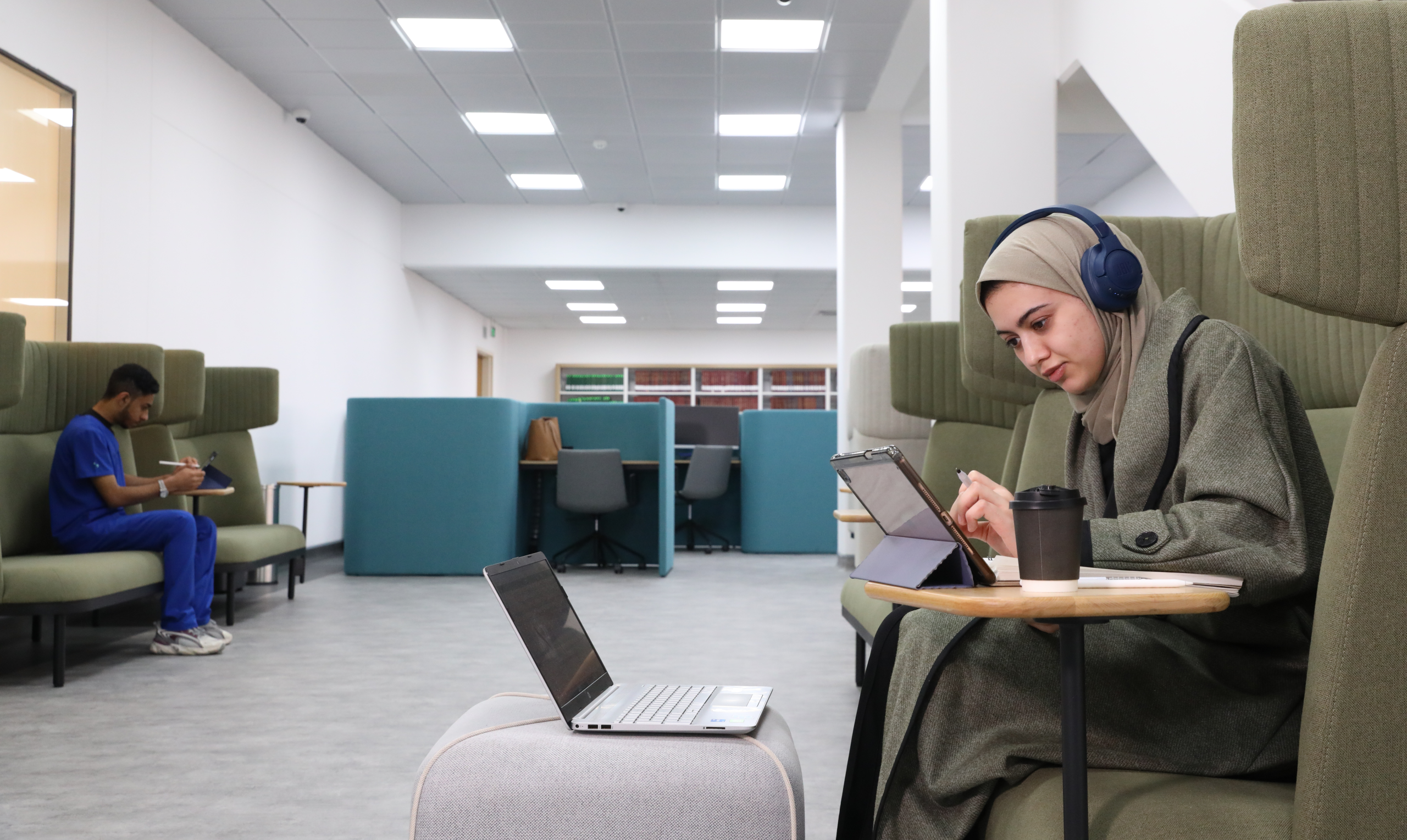 library-banner