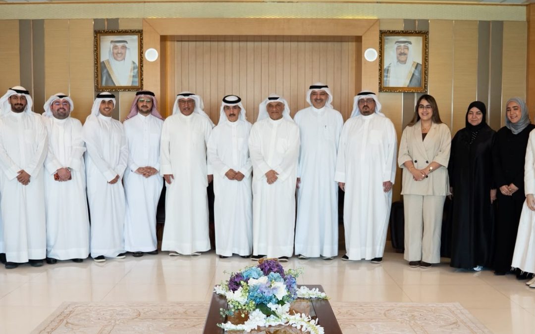 رئيس جامعة الخليج العربي ووزير التعليم العالي الكويتي يبحثان توسيع الشراكات الأكاديمية وتبادل الخبرات
