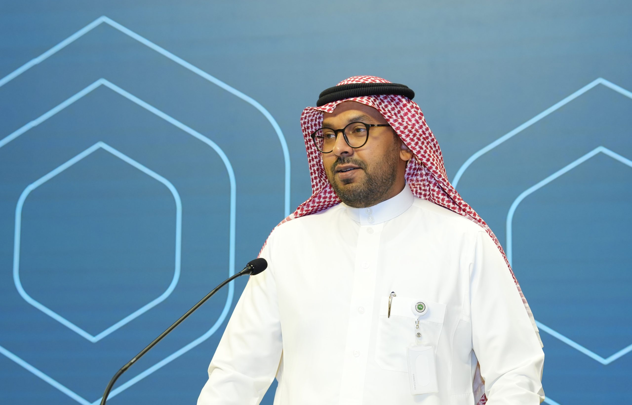 بمناسبة يوم الطبيب العربي: عميد «الطب والعلوم الصحية» بجامعة الخليج العربي يضم:ولتستمر قيادات القطاع الصحي في خلق التغيير والحداثة في منظومات الرعاية الصحية الخليجية والعربية