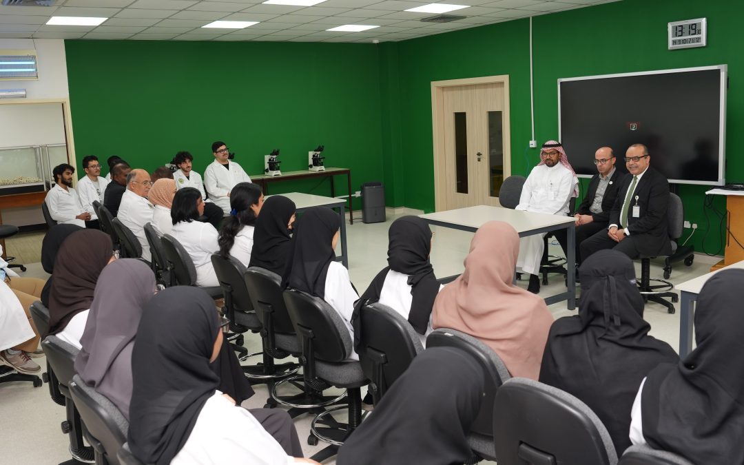 جامعة الخليج العربي تطلق الدورة التدريبية الرابعة للتشريح الجراحي لطلبة السنة الرابعة في برنامج دكتور في الطب