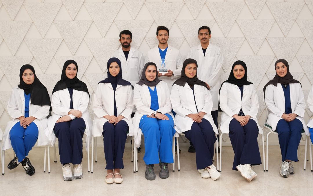 فريق طلابي من جامعة الخليج العربي ينشر دراسة في مجلة عالمية حول الثقافة الغذائية وعلاقتها بضبط سكر الدم والسمنة لدى مرضى السكري من النوع الثاني في البحرين